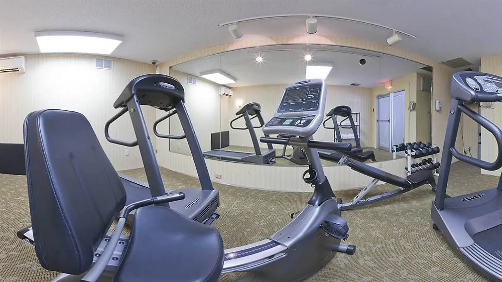 Quality Inn & Suites 5585 Ambler Drive Mississauga Ontario Hotel