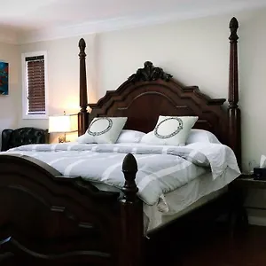 *** Bed and breakfast Royalty Canadá