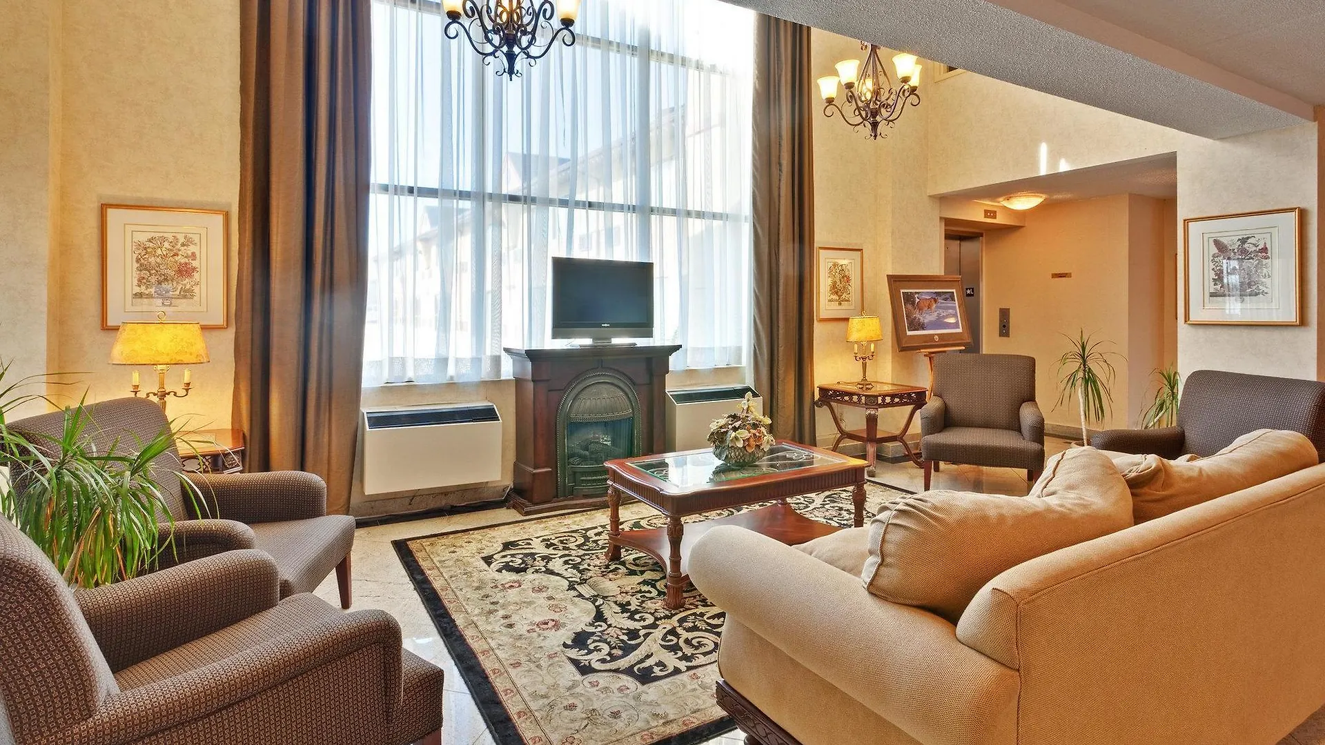 Quality Inn & Suites 5585 Ambler Drive Mississauga Ontario