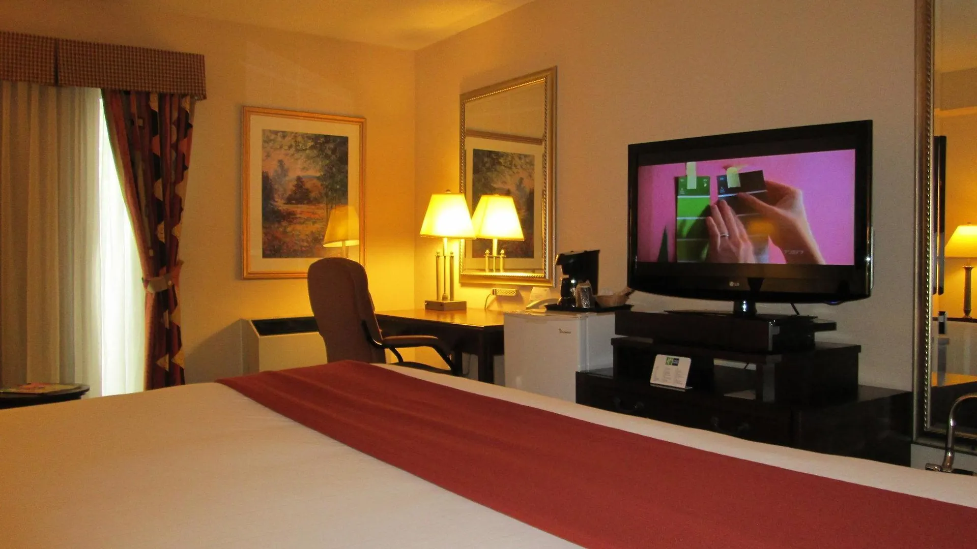 Quality Inn & Suites 5585 Ambler Drive Mississauga Ontario Hotel